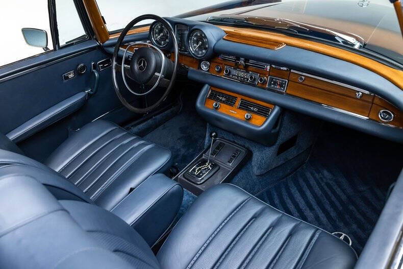 1969 Mercedes-Benz 280-Class