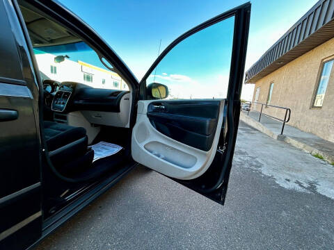 2016 Dodge Grand Caravan American Value Package