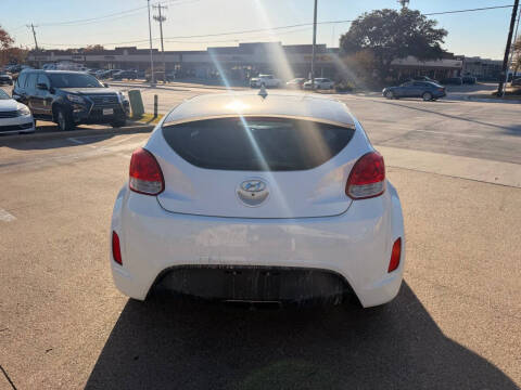 2016 Hyundai Veloster