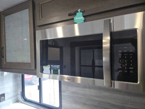 2021 Winnebago Voyage