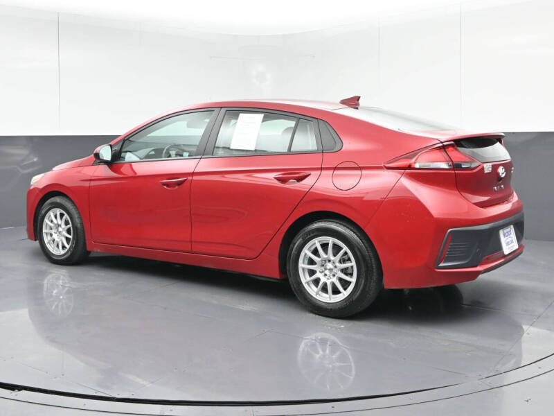 2022 Hyundai Ioniq Hybrid Blue