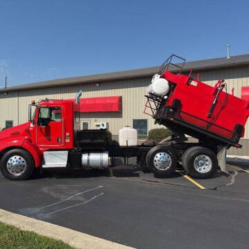 2008 Kenworth T300 asphalt patch truck