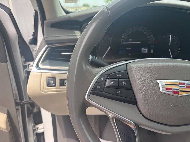 2017 Cadillac XT5 Luxury