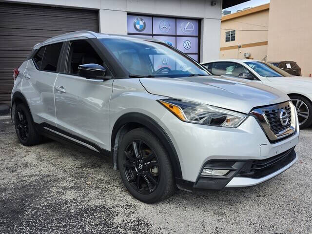 2019 Nissan Kicks SR