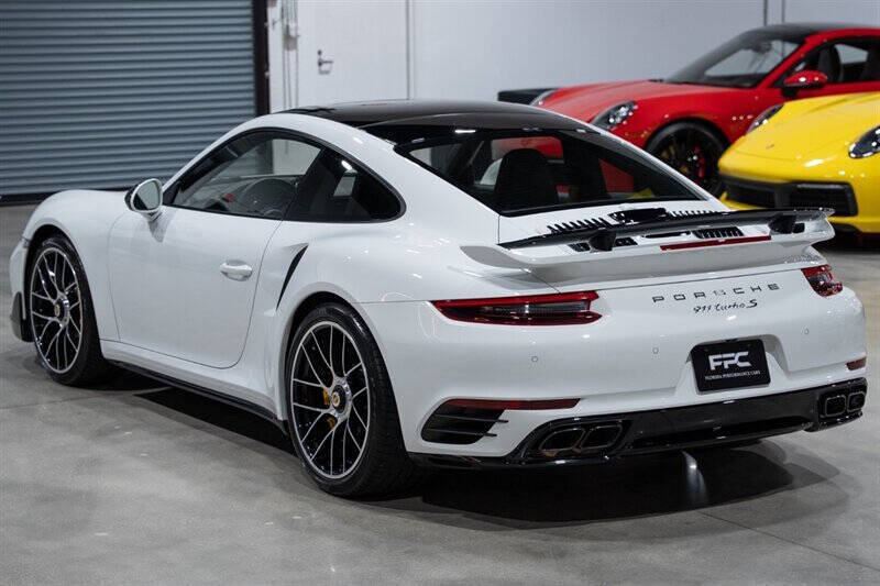 2018 Porsche 911 Turbo S