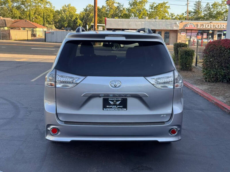 2017 Toyota Sienna