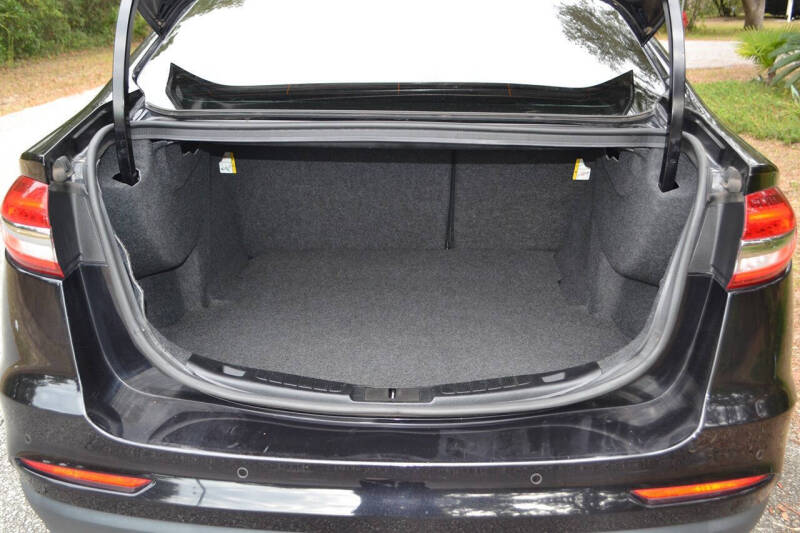 2020 Ford Fusion SEL