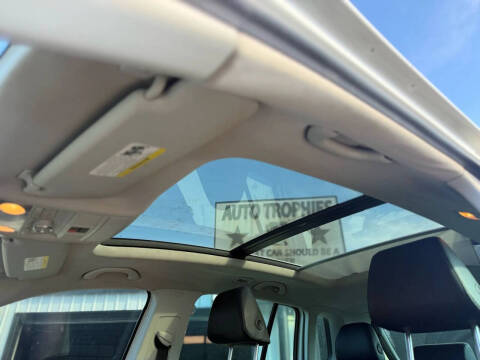 2017 Volkswagen Tiguan 2.0T Wolfsburg Edition