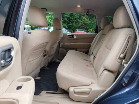 2013 Nissan Pathfinder SV