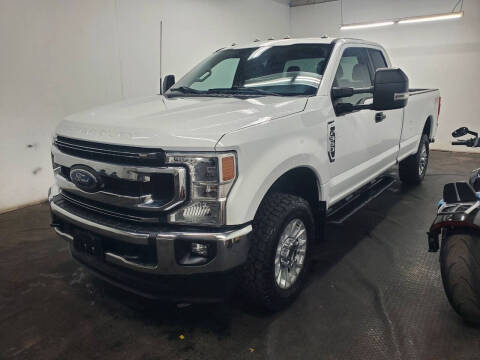 2022 Ford F-350 Super Duty XLT