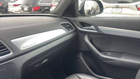 2016 Audi Q3 2.0T quattro Premium Plus