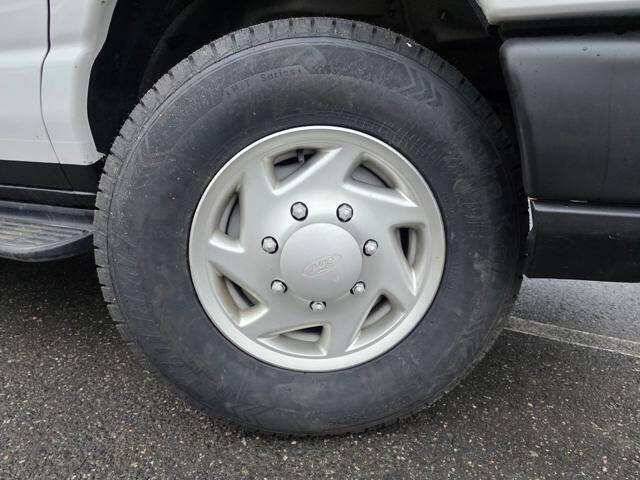 2013 Ford E-Series E-250