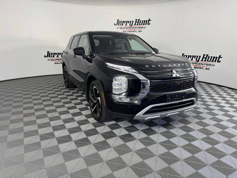 2022 Mitsubishi Outlander SE