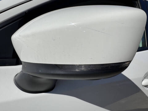 2020 Toyota Yaris Hatchback XLE