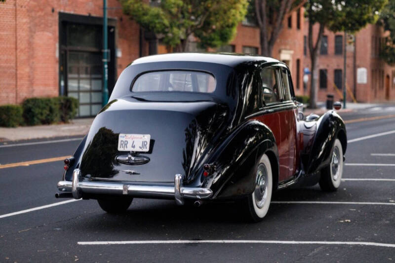 1954 Rolls-Royce Silver Dawn