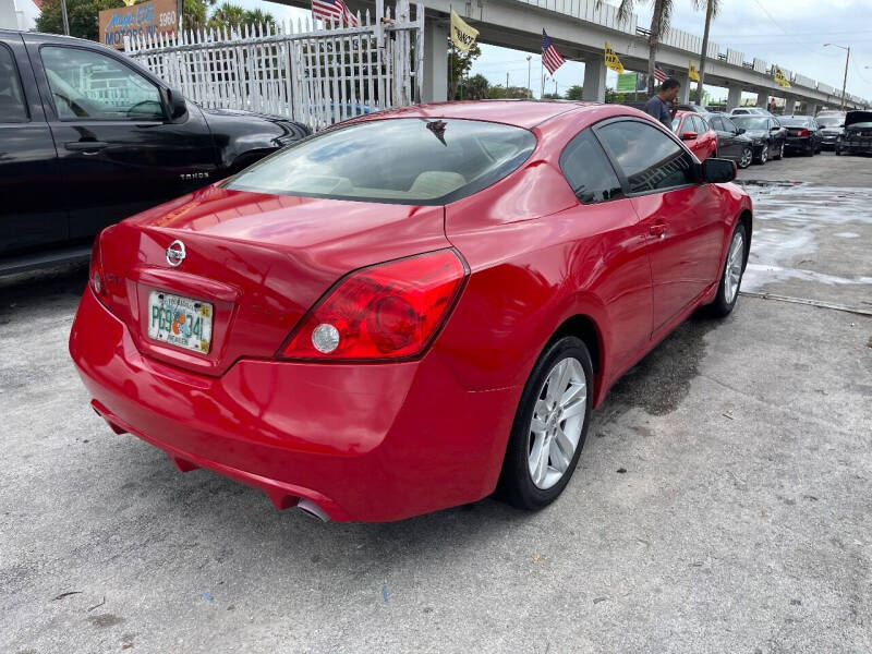 2012 Nissan Altima S photo 6