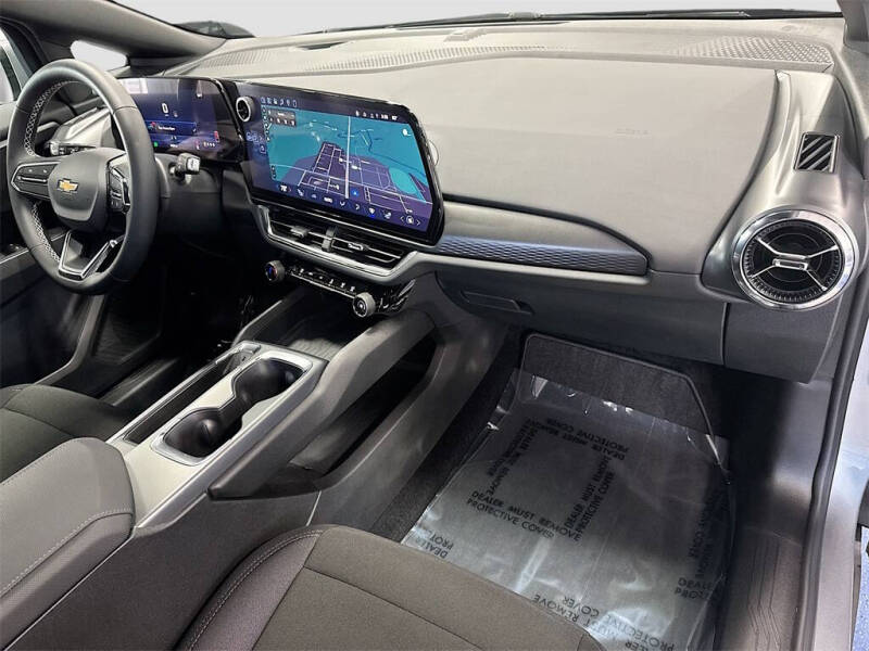 2026 Chevrolet Equinox EV LT 1