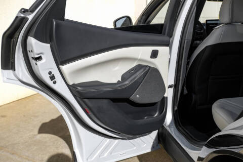 2022 Ford Mustang Mach-E Premium