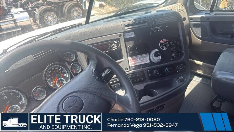 2019 Freightliner Cascadia