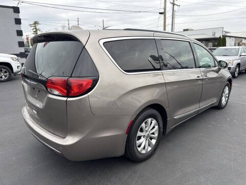 2018 Chrysler Pacifica Touring L