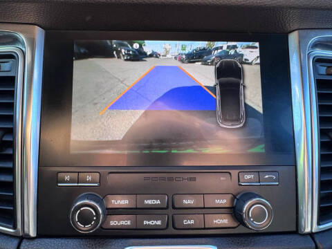 2017 Porsche Macan S