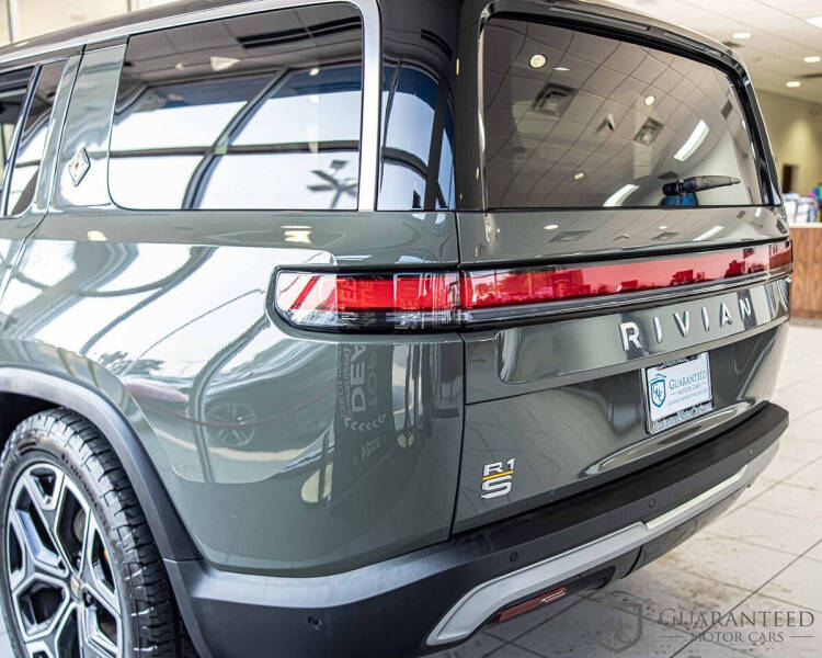 2023 Rivian R1S Launch Edition