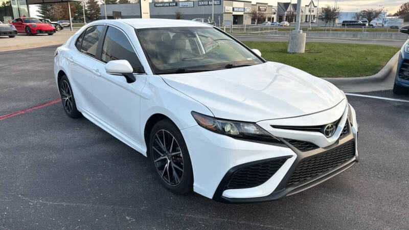2024 Toyota Camry SE