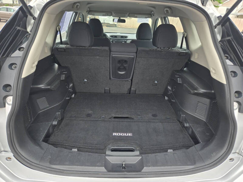 2017 Nissan Rogue S
