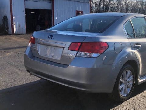 2011 Subaru Legacy 2.5i Premium
