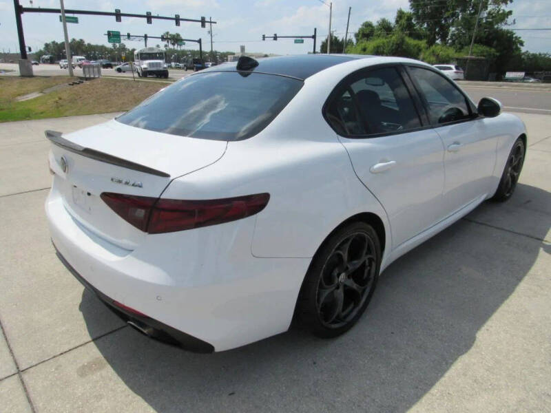 2017 Alfa Romeo Giulia Ti