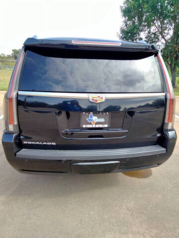 2018 Cadillac Escalade ESV Luxury