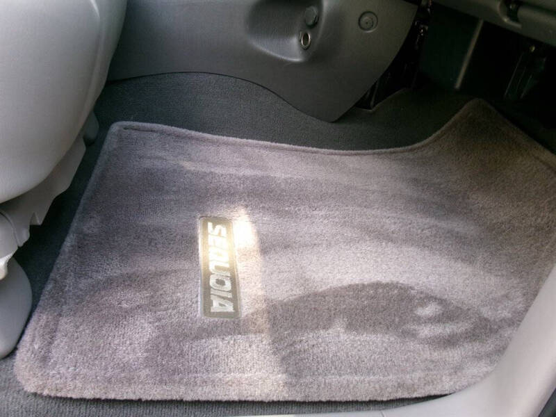 2003 Toyota Sequoia SR5