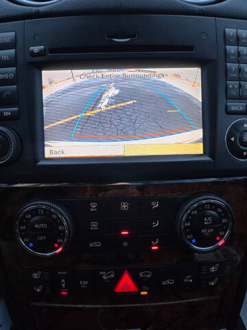 2011 Mercedes-Benz GL-Class GL 550 4MATIC