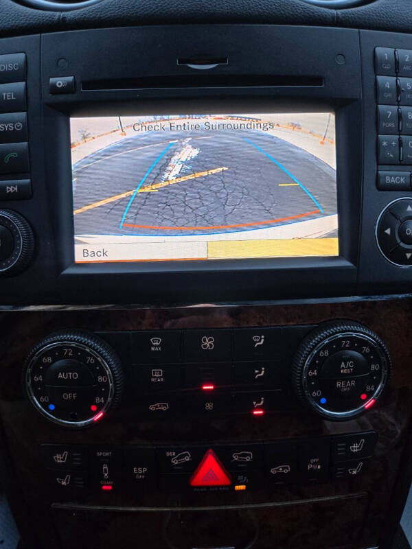 2011 Mercedes-Benz GL-Class GL 550 4MATIC