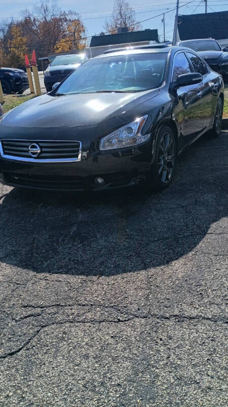 2014 Nissan Maxima SV's photo