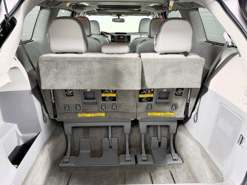 2013 Toyota Sienna