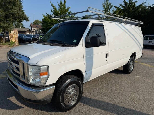 2013 Ford E-Series E-350 SD