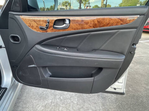 2014 Hyundai Equus Signature