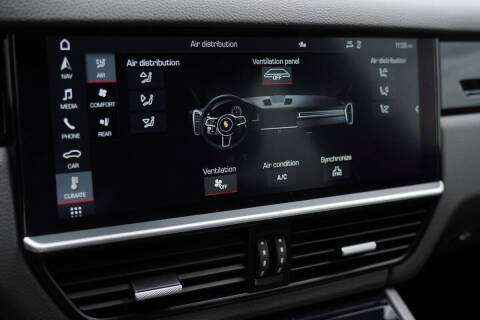 2020 Porsche Cayenne Coupe