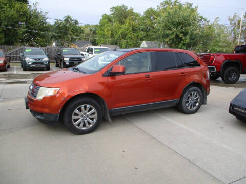 2007 Ford Edge for sale at The Auto Specialist Inc. in Des Moines IA