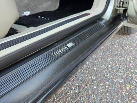 1997 Lincoln Town Car Executive