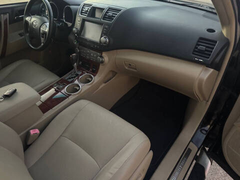 2012 Toyota Highlander Hybrid Limited