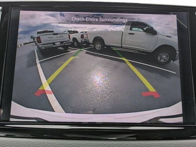 2026 Chrysler Voyager LX