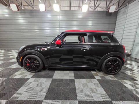 2015 MINI Hardtop 2 Door John Cooper Works