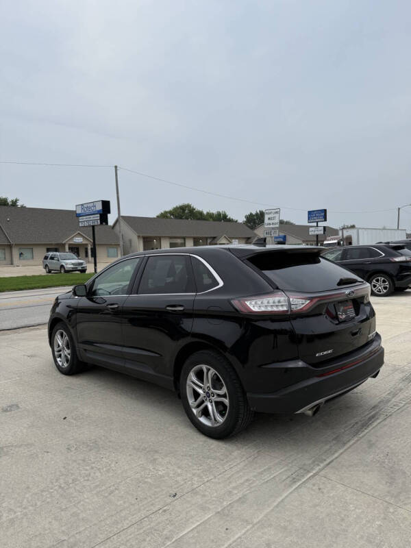 2017 Ford Edge Titanium