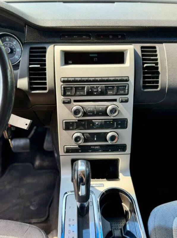2011 Ford Flex SE