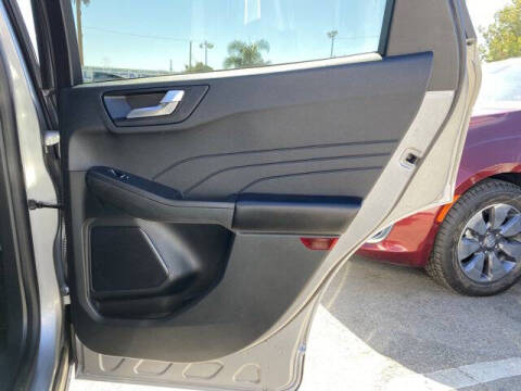 2021 Ford Escape Hybrid SE