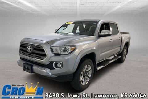 2017 Toyota Tacoma for sale at Crown Automotive of Lawrence Kansas in Lawrence KS
