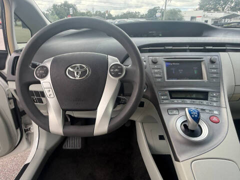 2012 Toyota Prius Two