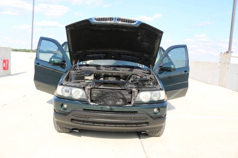 2001 BMW X5 4.4i
